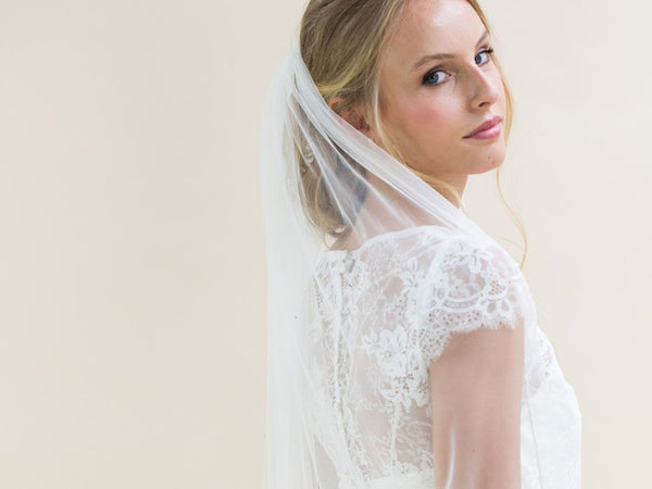 CHEERFULNESS - Scattered Diamantes Medium Veil