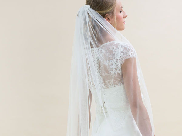 CHEERFULNESS - Scattered Diamantes Medium Veil