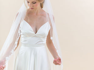 POPPY  - Floral Lace Edge Long Veil