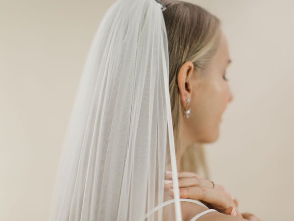 SNAPDRAGON - Satin Edge Long Veil
