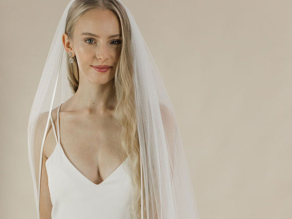 SNAPDRAGON - Satin Edge Long Veil