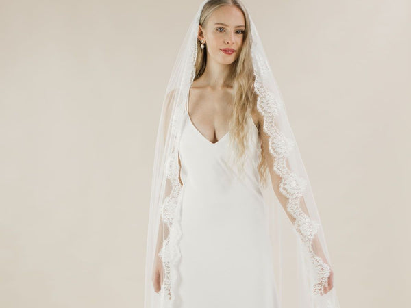 SPELLBINDER - Lace Edged Long Veil